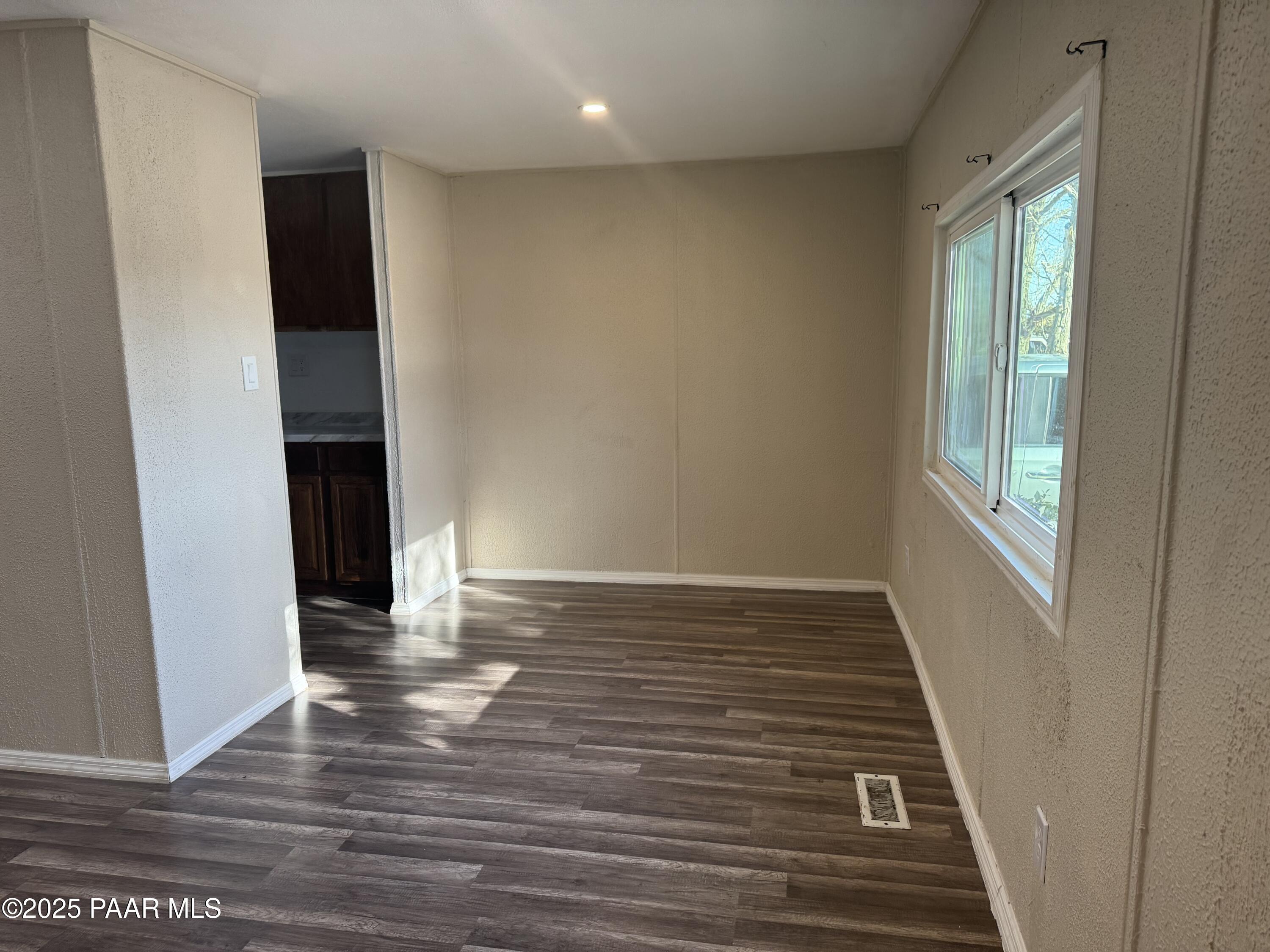 2650 W Kings Highway