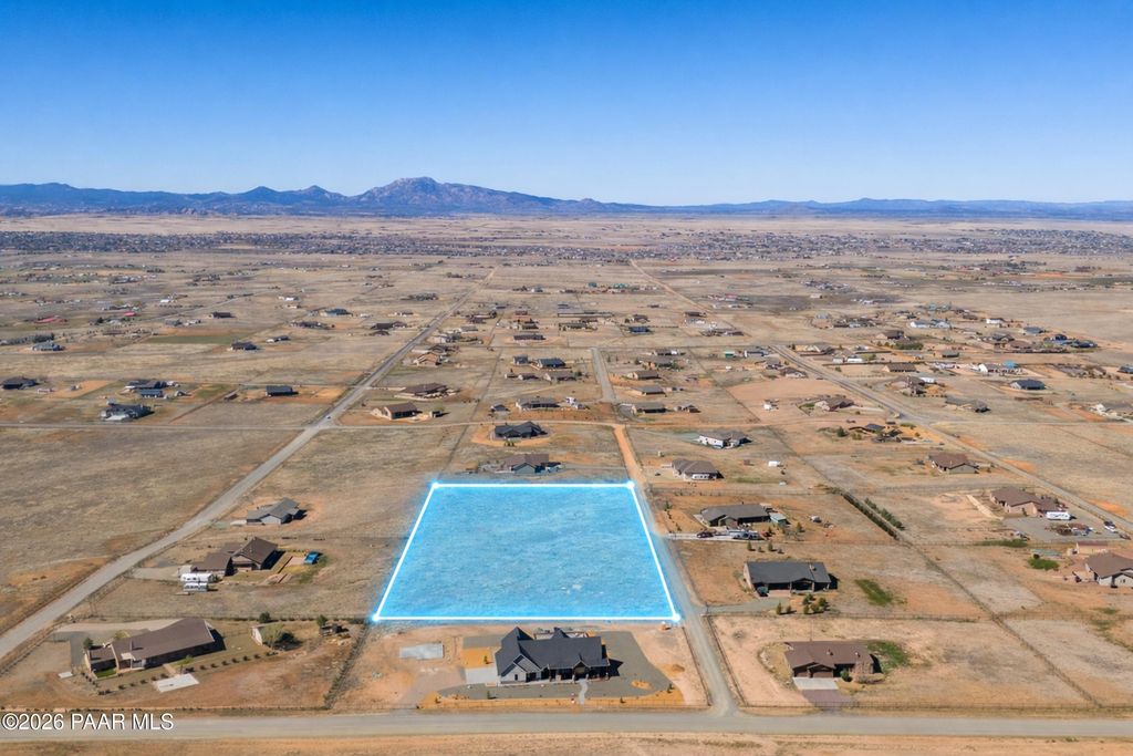 Photo of 98 E Livery Lane, Prescott Valley, AZ 86315 (MLS # 1080070)