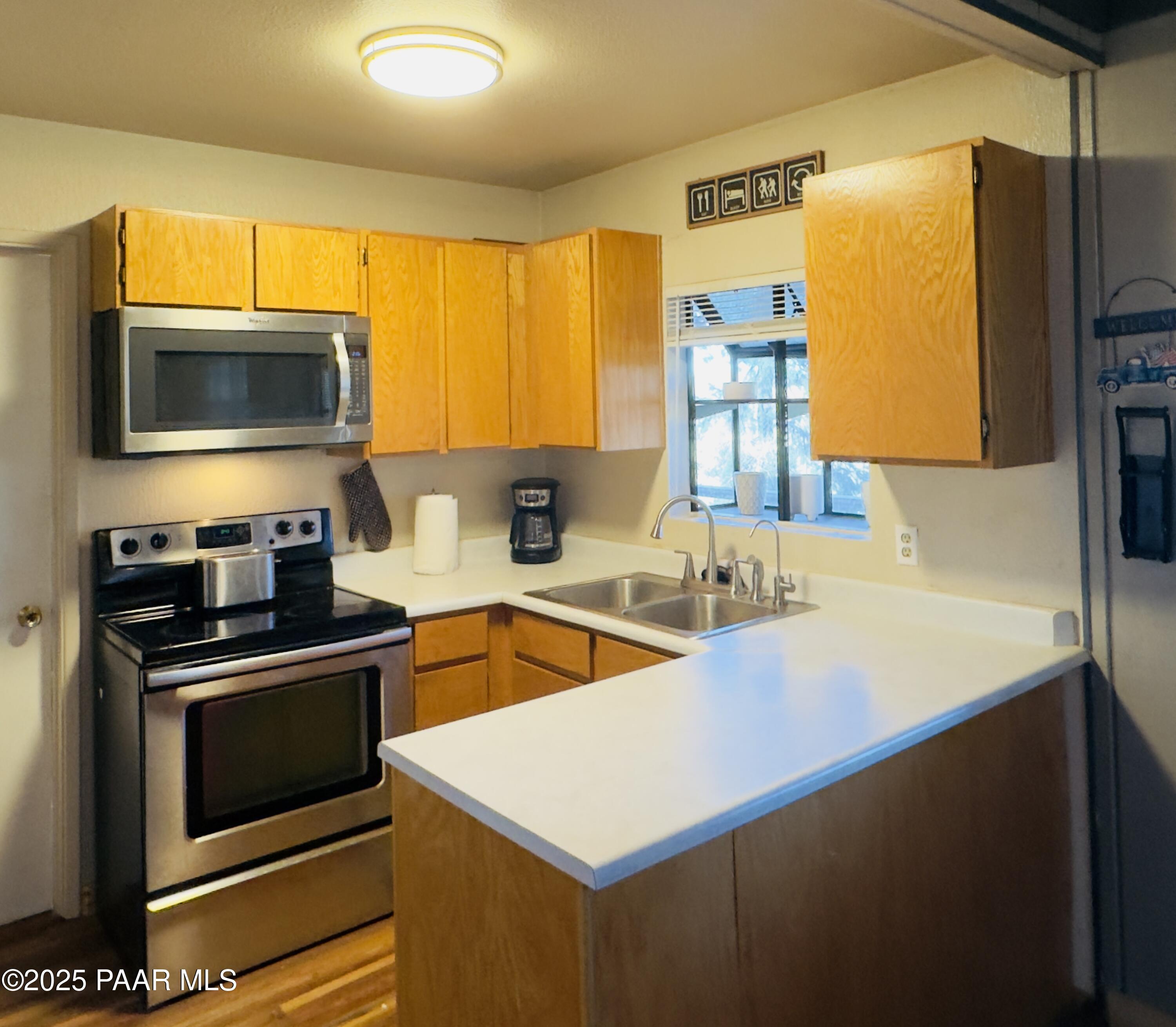 8844 S Hassayampa Circle Drive