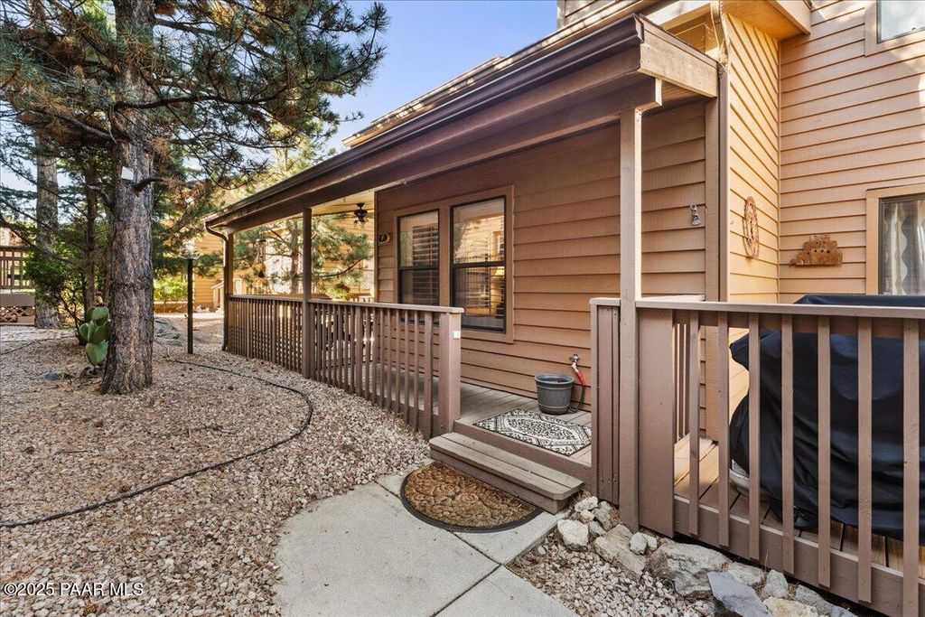 Photo of 237 Creekside Circle #F, Prescott, AZ 86303 (MLS # 1076732)