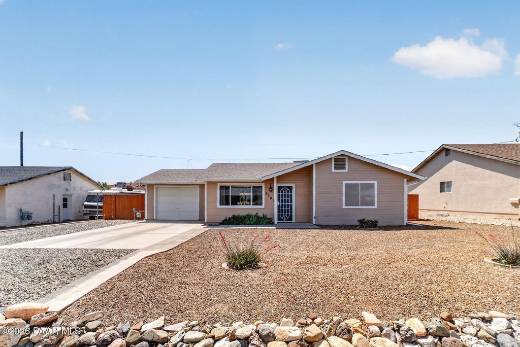 Photo of 8383 E Stevens Drive, Prescott Valley, AZ 86314 (MLS # 1081955)