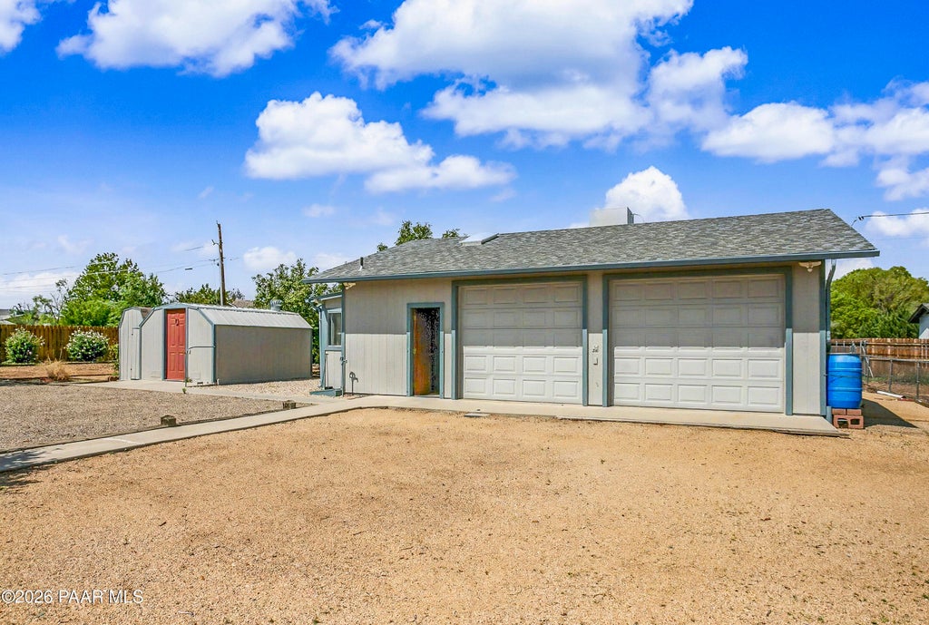 Photo of 3024 N Lynx Lake Drive, Prescott Valley, AZ 86314 (MLS # 1084333)