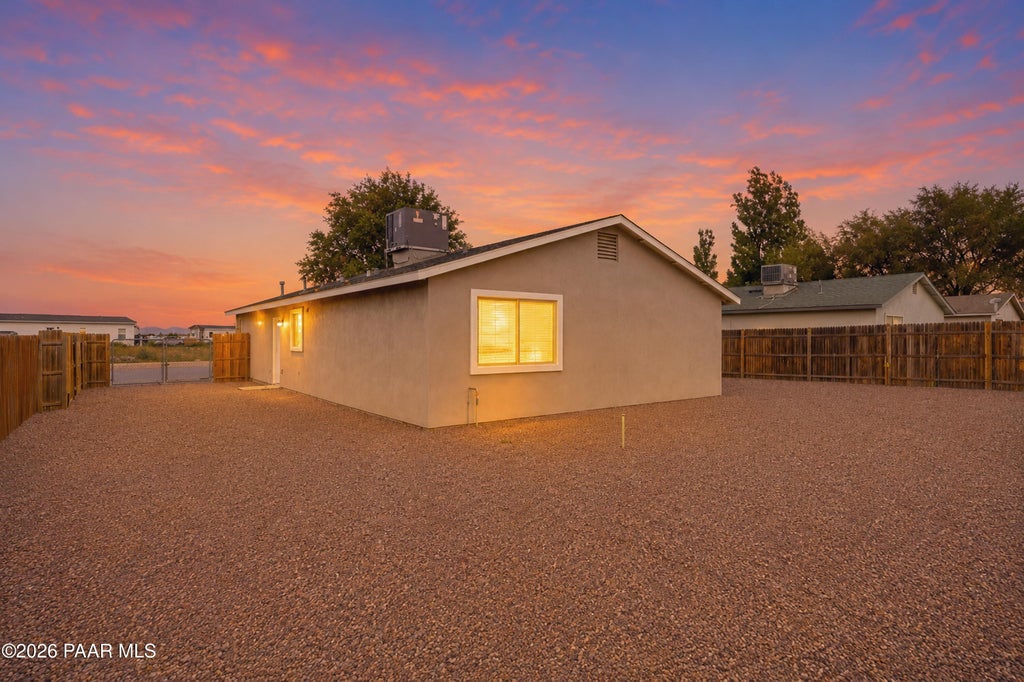 Photo of 24411 N Diamond Head Avenue, Paulden, AZ 86334 (MLS # 1084792)