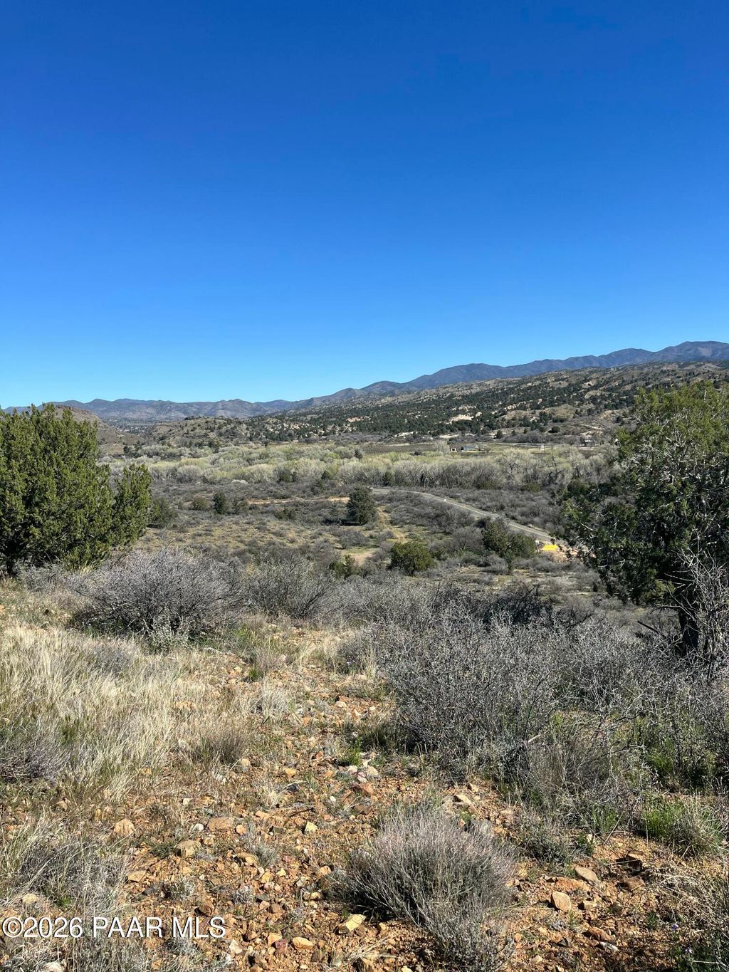 Photo of 33 S Walnut Grove Rd, Kirkland Junction, AZ 86332 (MLS # 1080972)