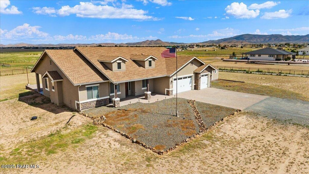 Photo of 6820 E Wade Lane, Prescott Valley, AZ 86315 (MLS # 1076739)