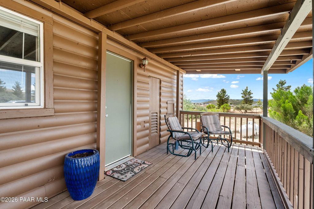 Photo of 1675 N Ark Landing Lndg #8, Dewey-Humboldt, AZ 86327 (MLS # 1080697)