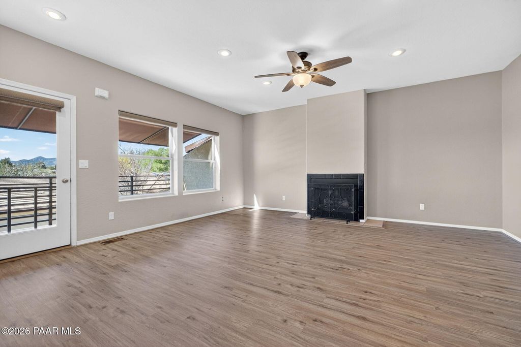 Photo of 969 N Fairway Drive, Dewey-Humboldt, AZ 86327 (MLS # 1080806)