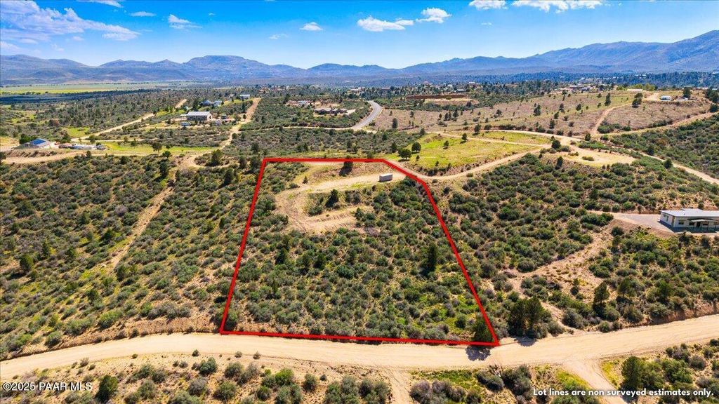 Photo of 16655 W Blue Sky Drive, Peeples Valley, AZ 86332 (MLS # 1076759)