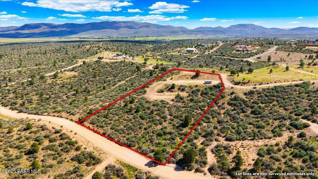 Photo of 16655 W Blue Sky Drive, Peeples Valley, AZ 86332 (MLS # 1076759)