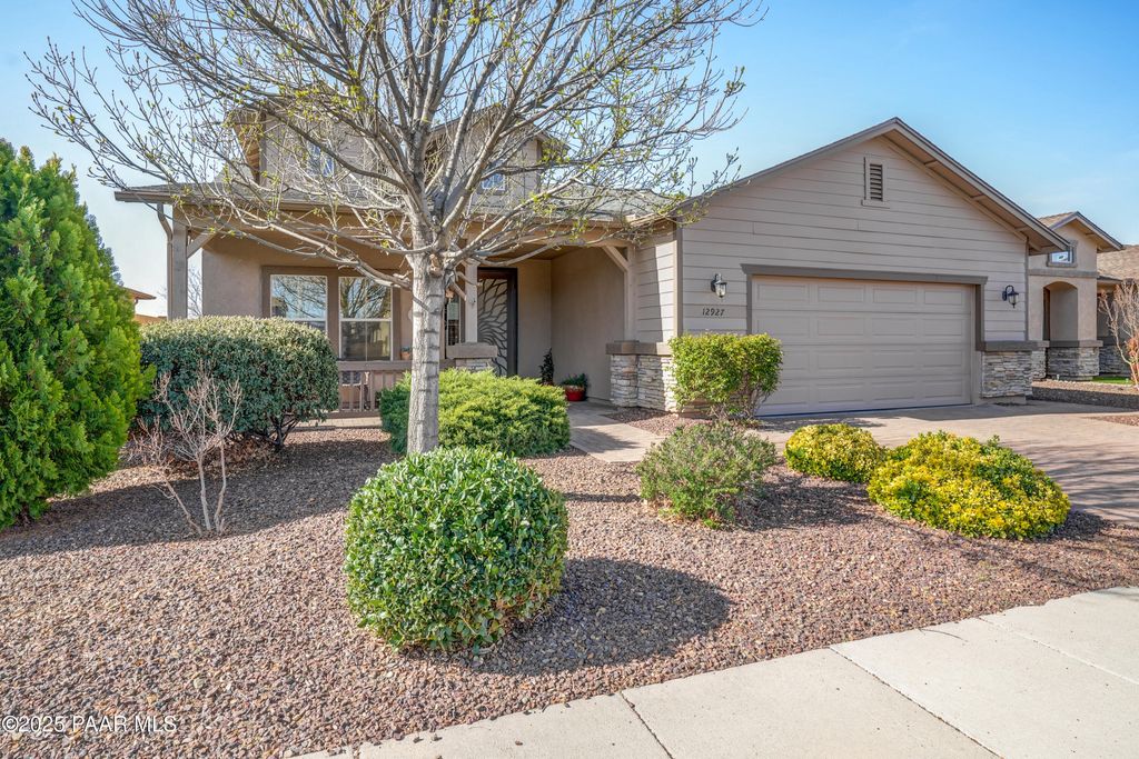 Photo of 12927 E Delgado Street, Dewey-Humboldt, AZ 86327 (MLS # 1077112)