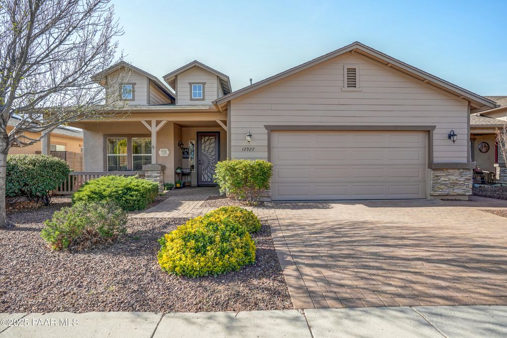 Photo of 12927 E Delgado Street, Dewey-Humboldt, AZ 86327 (MLS # 1077112)