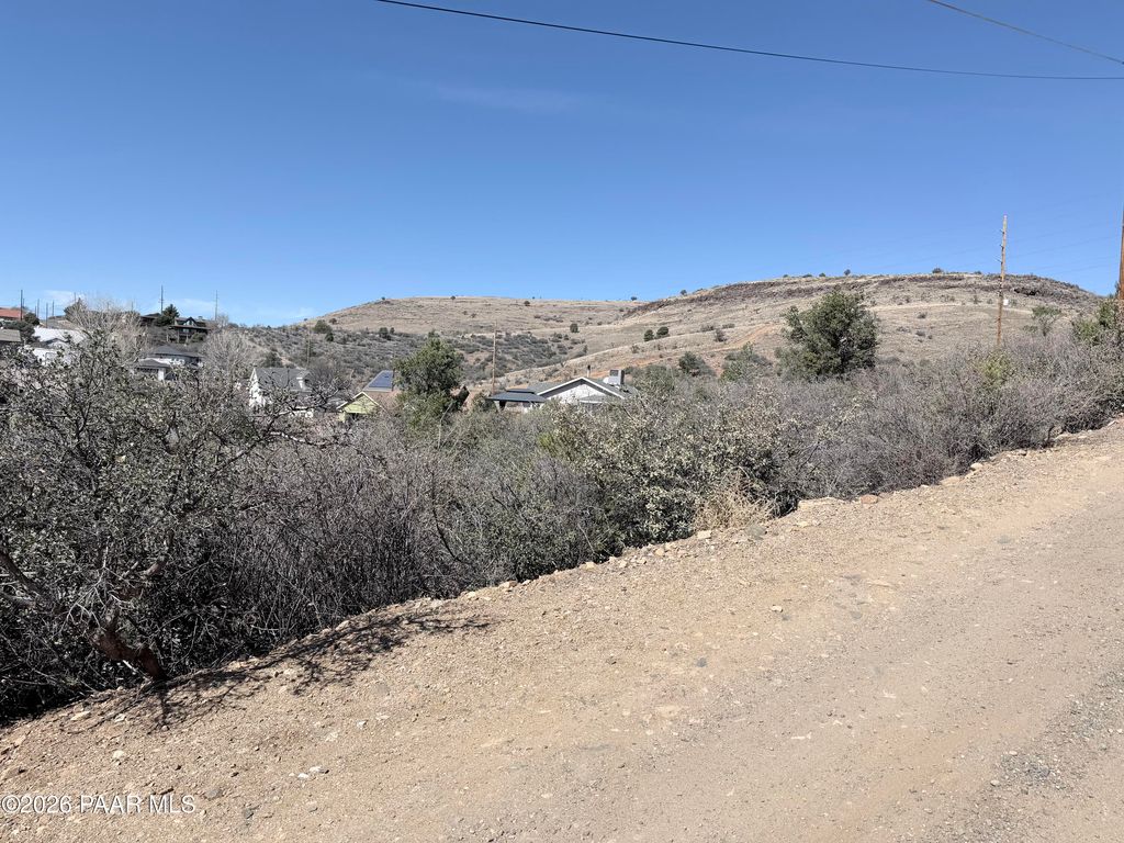 Photo of 1946 Moonstone Lane, Prescott, AZ 86301 (MLS # 1080177)