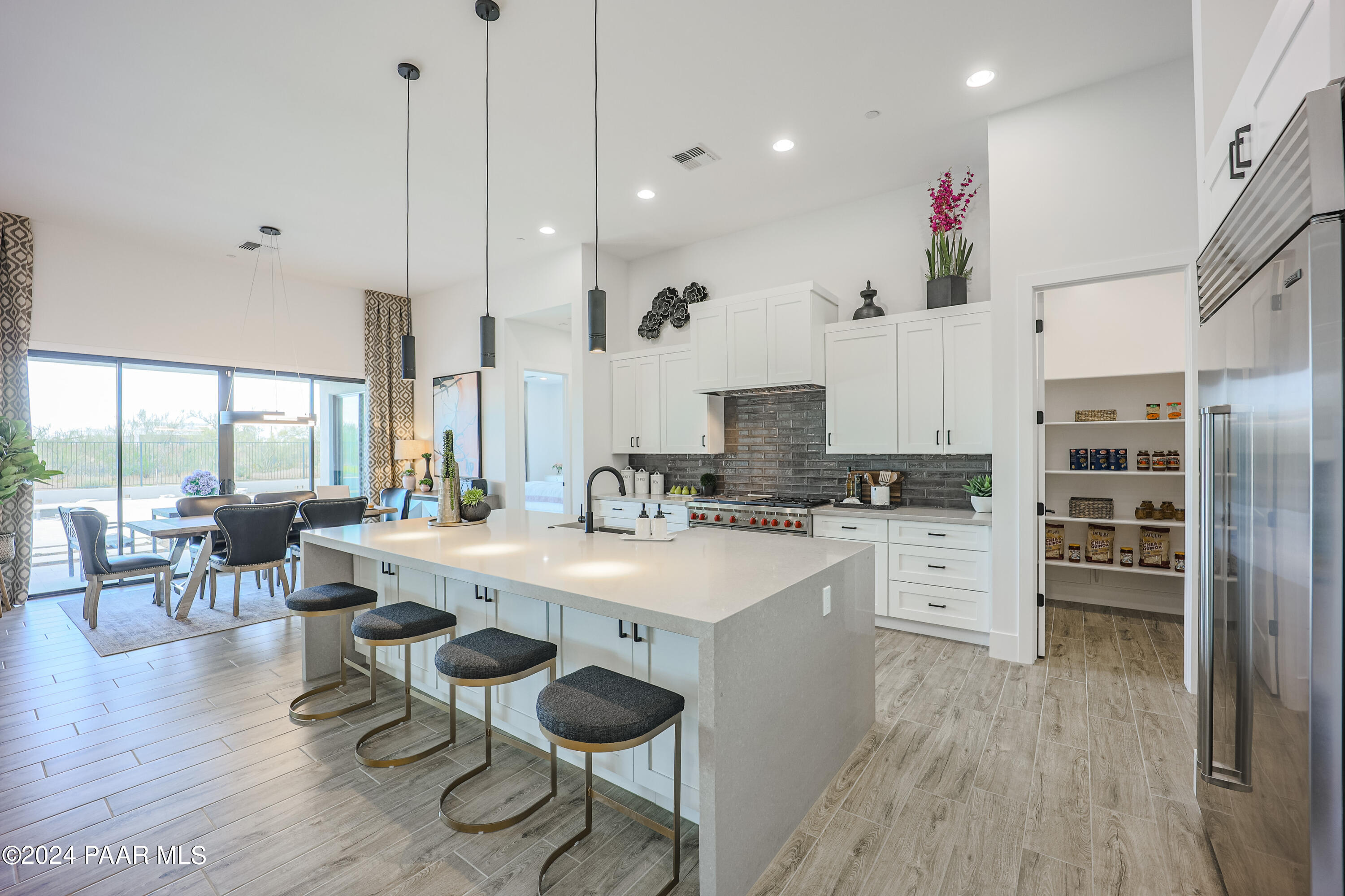 6108 E Shasta Daisy Lane
