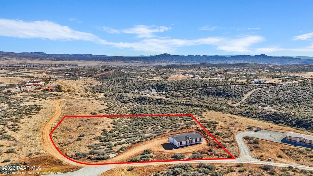 Photo of 9905 E Ringold Road, Dewey-Humboldt, AZ 86327 (MLS # 1078910)