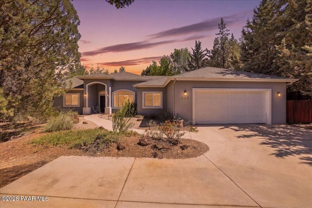 Photo of 127 E Rosser Street, Prescott, AZ 86301 (MLS # 1082335)