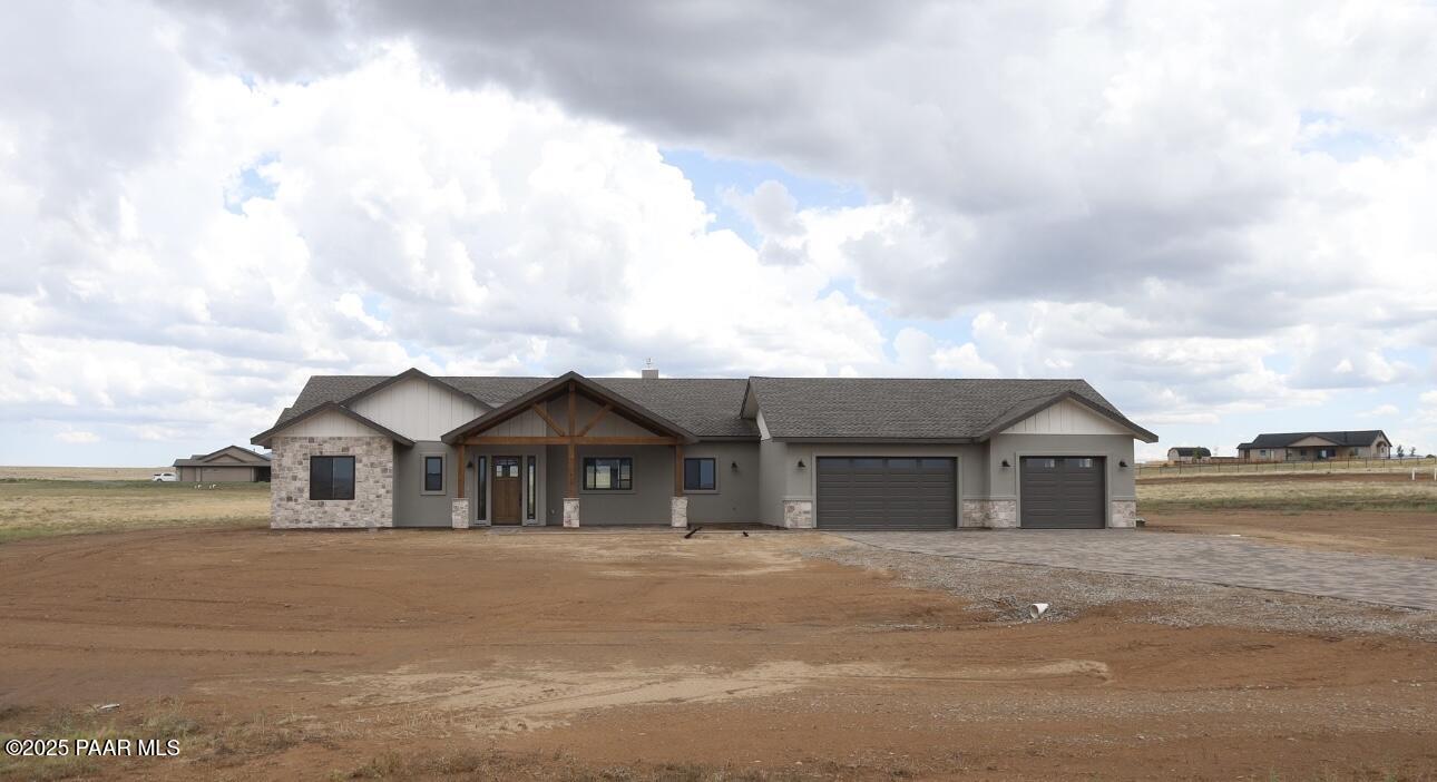 6551 E Angelina Trail