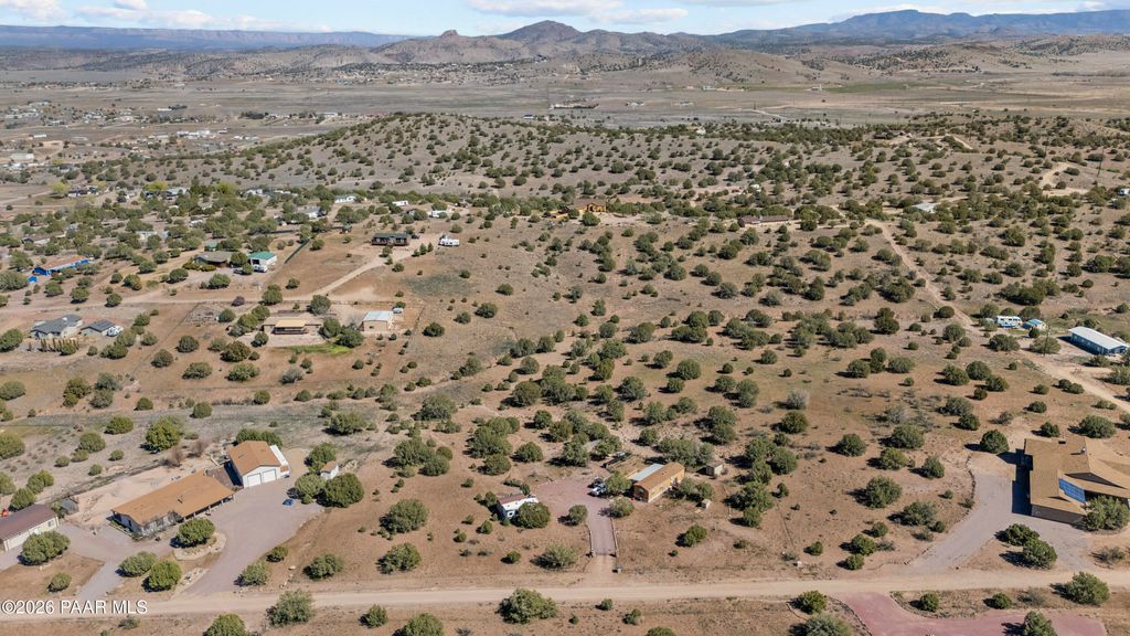 Photo of 0 N Mangas Drive, Chino Valley, AZ 86323 (MLS # 1080333)