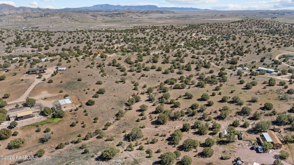 Photo of 0 N Mangas Drive, Chino Valley, AZ 86323 (MLS # 1080333)