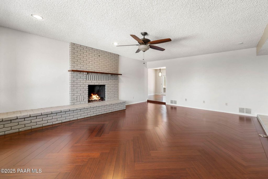 Photo of 909 Country Park Drive, Prescott, AZ 86305 (MLS # 1079230)