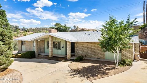 Photo of 909 Country Park Drive, Prescott, AZ 86305 (MLS # 1079230)