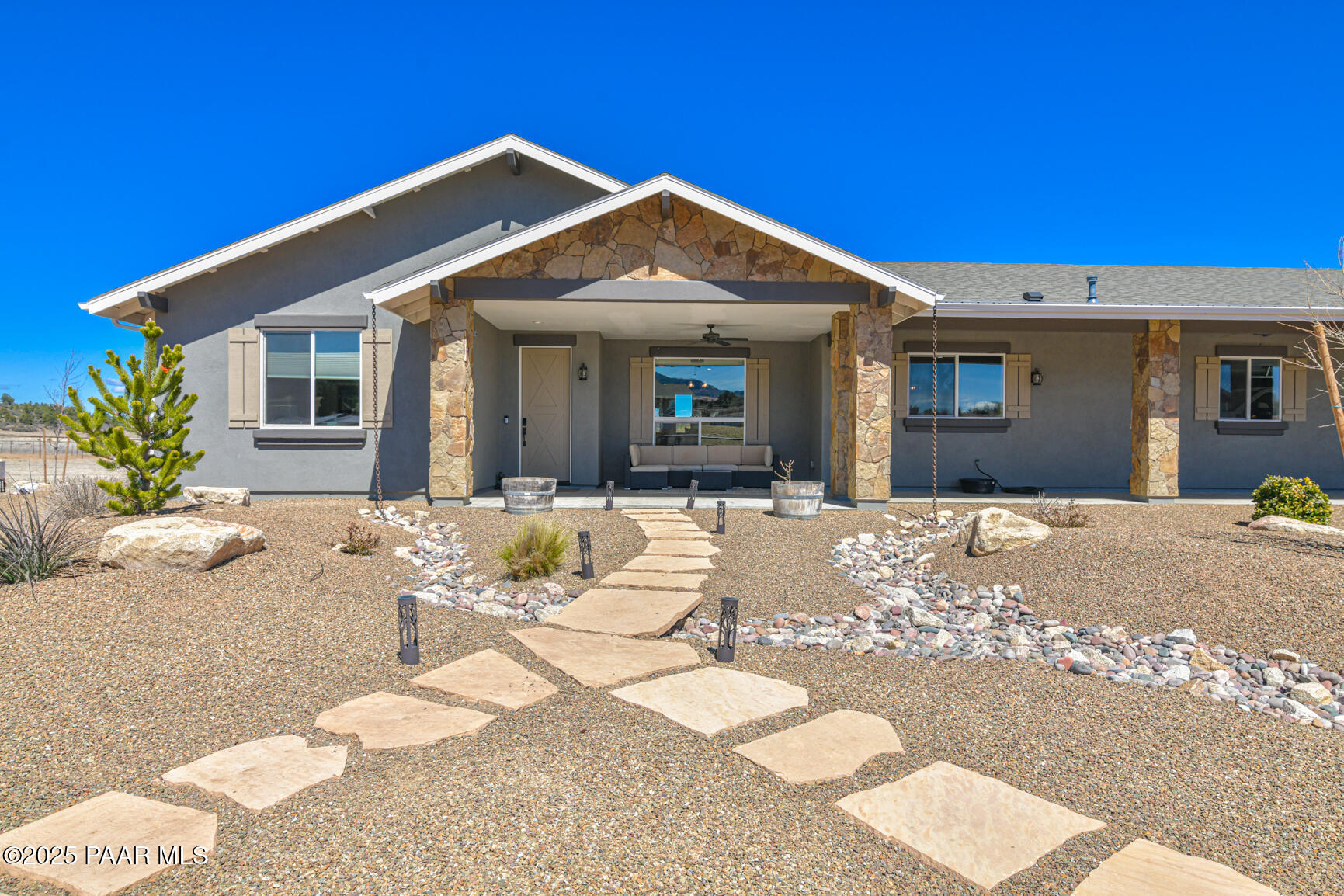 10440 N Hounds Trail
