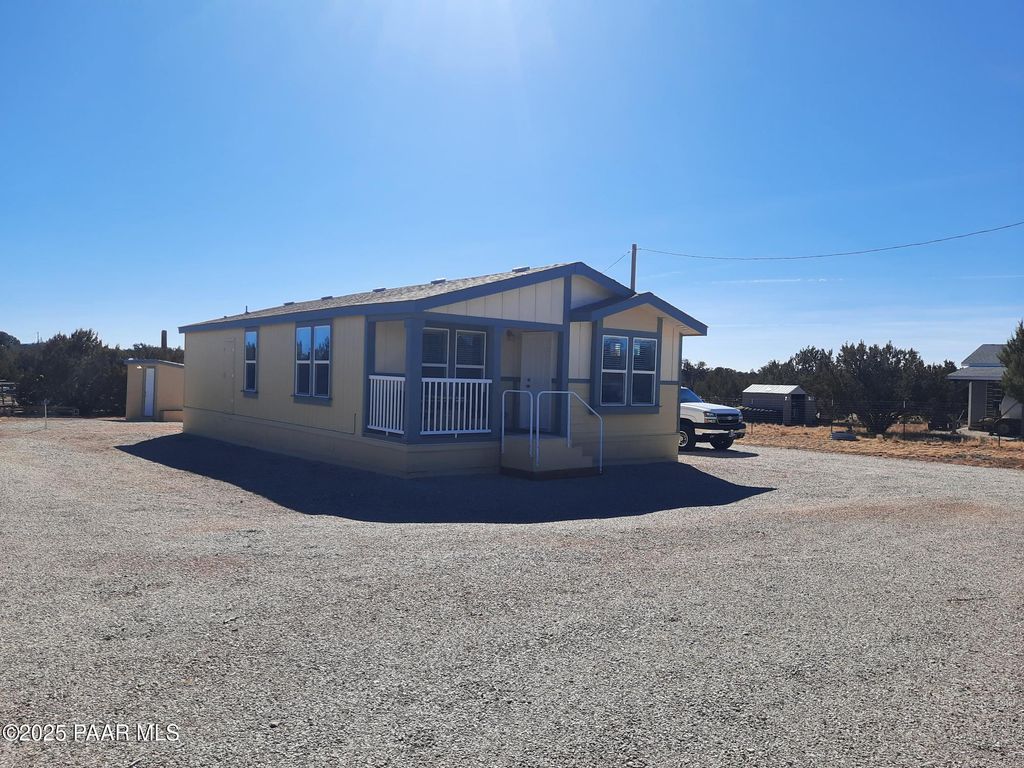 Photo of 53845 N Cedar Drive, Seligman, AZ 86337 (MLS # 1079576)