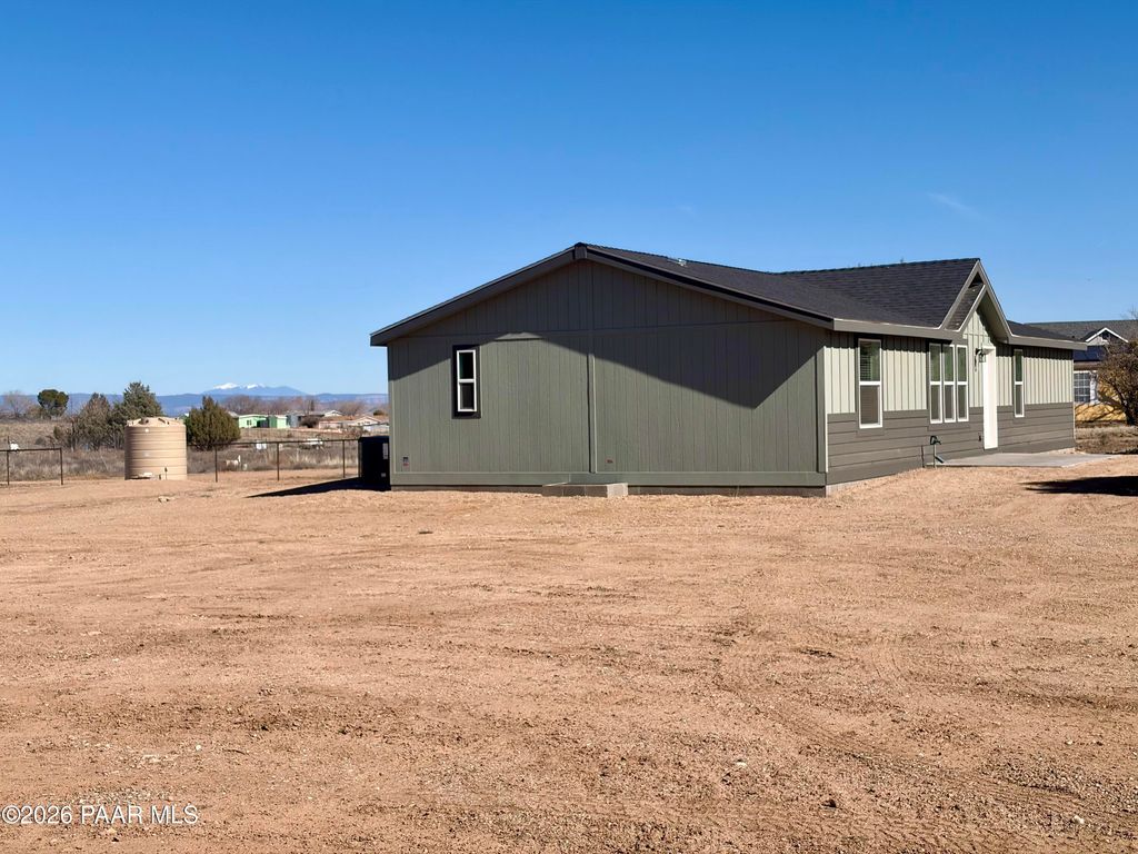 Photo of 2310 N Smoki Trail, Chino Valley, AZ 86323 (MLS # 1079336)