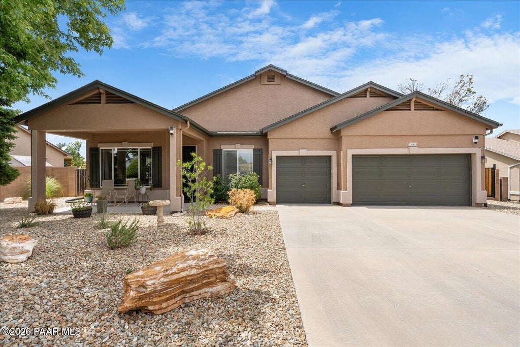 Photo of 7648 E Nightingale Star Lane, Prescott Valley, AZ 86315 (MLS # 1083109)
