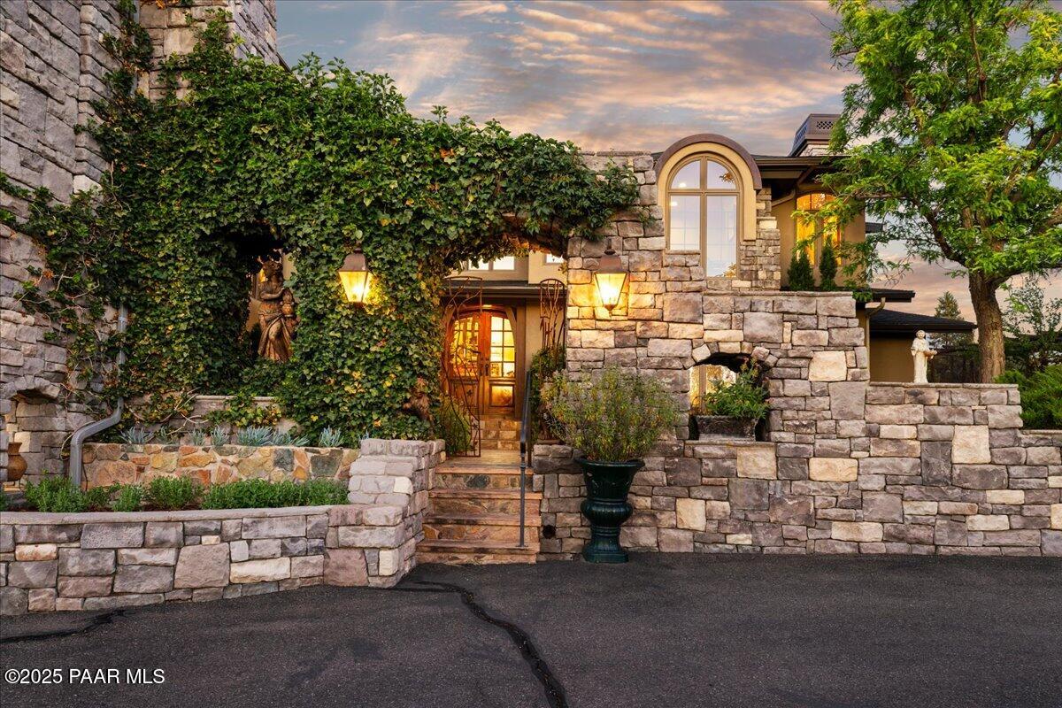 805 Pennie Ann Drive