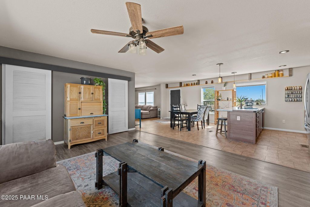 Photo of 27602 N 205th Avenue, Wittmann, AZ 85361 (MLS # 1077249)