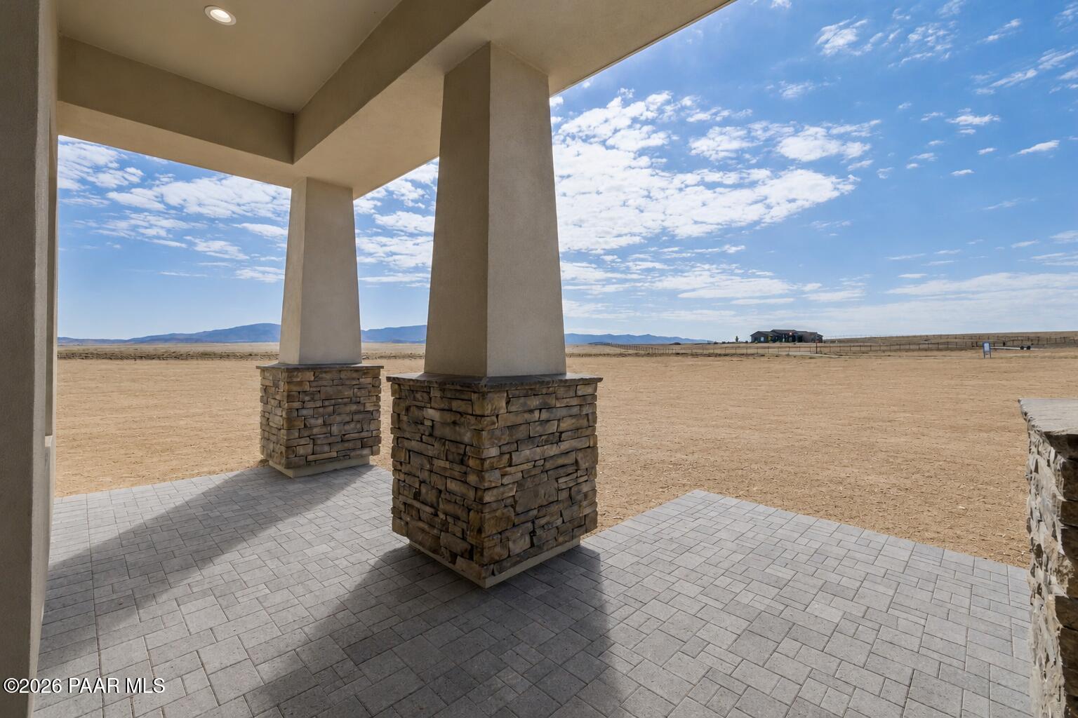 6212 E Shasta Daisy Lane