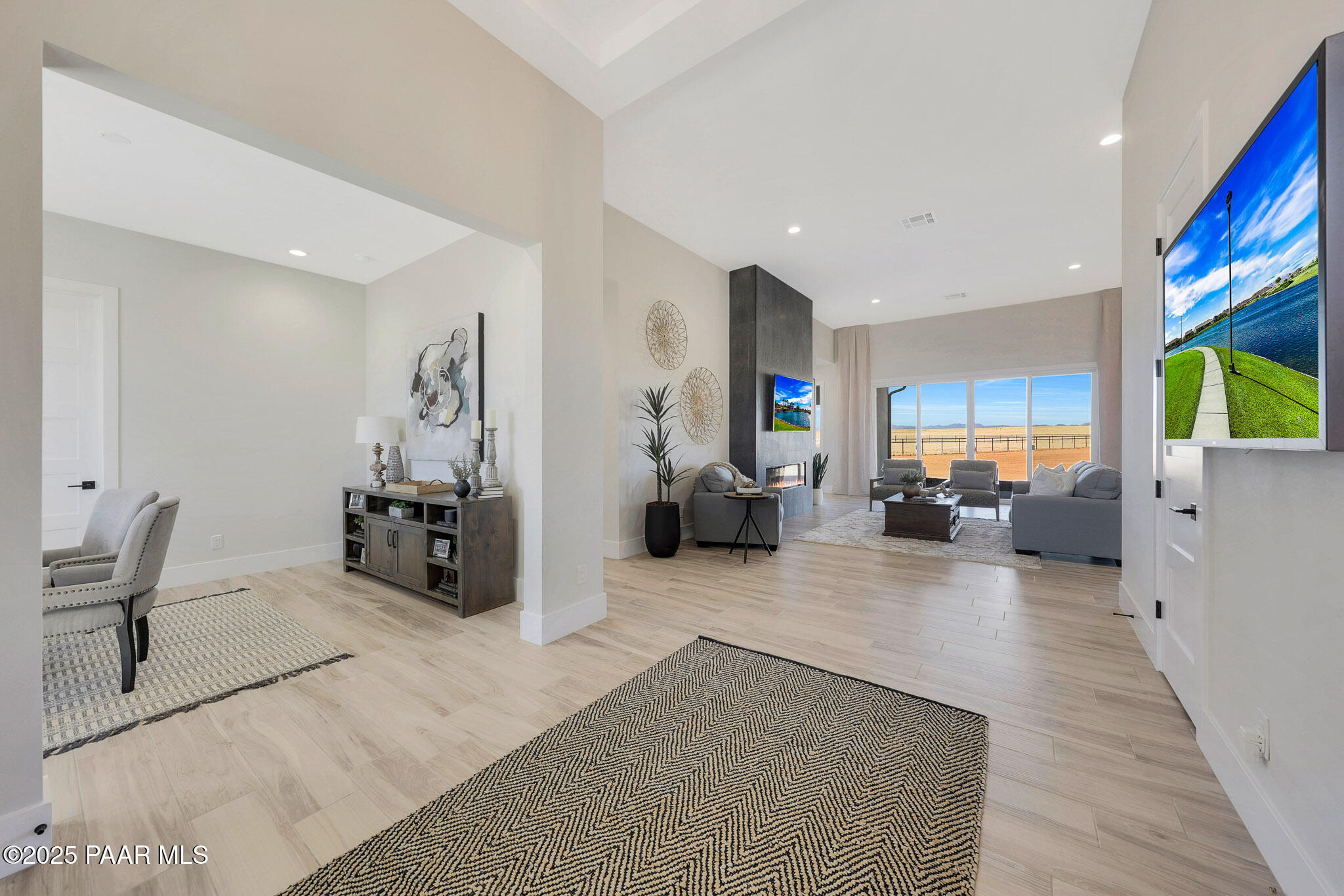 6212 E Shasta Daisy Lane