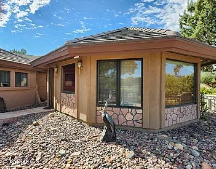 2122 Golf Links Drive
