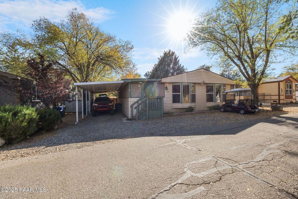 Photo of 1527 Acklin Drive, Prescott, AZ 86301 (MLS # 1077813)