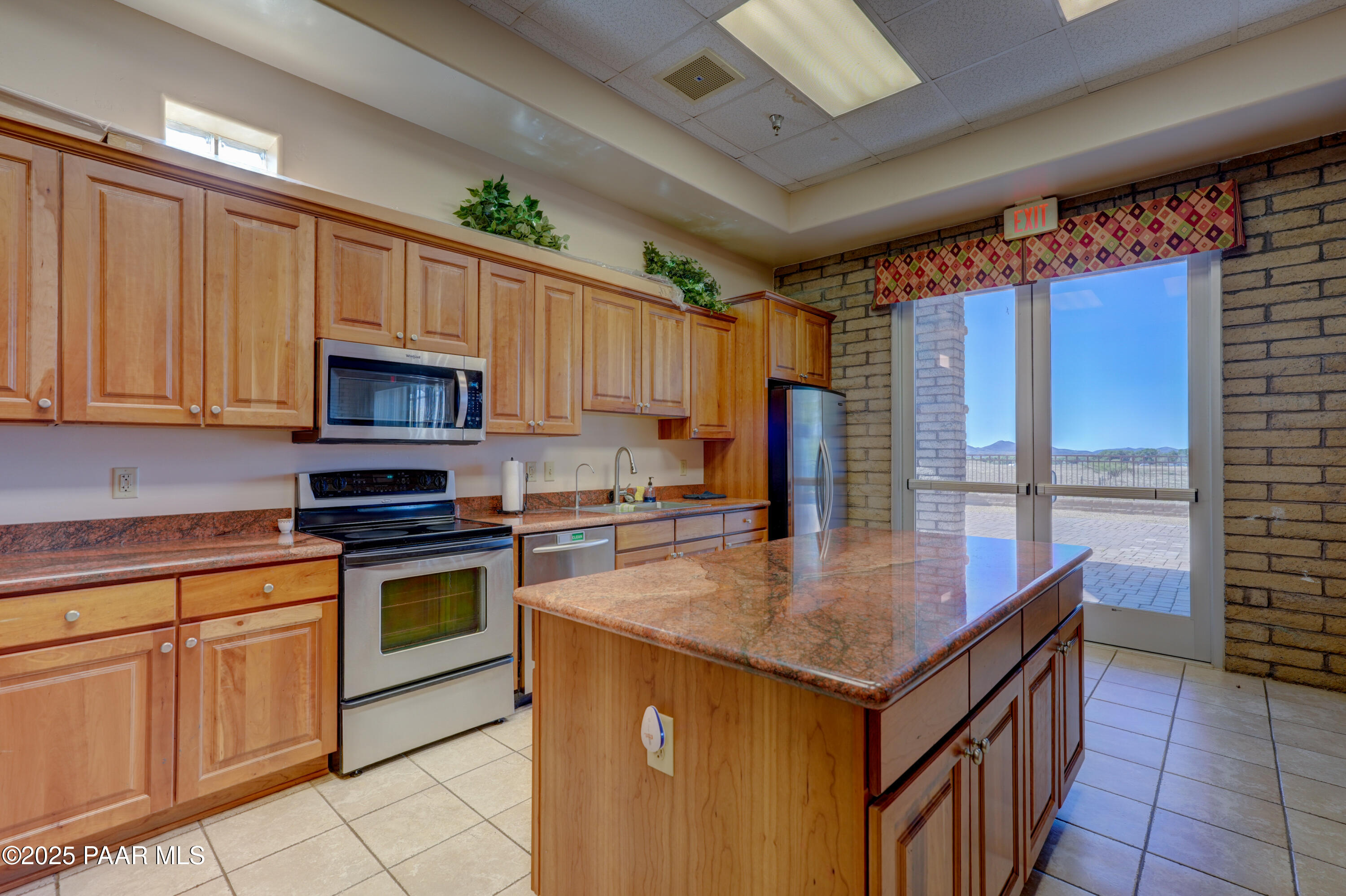 Prescott Valley, Arizona 86327, United States, 3 Bedrooms Bedrooms, ,2 BathroomsBathrooms,Residential,Active,229001