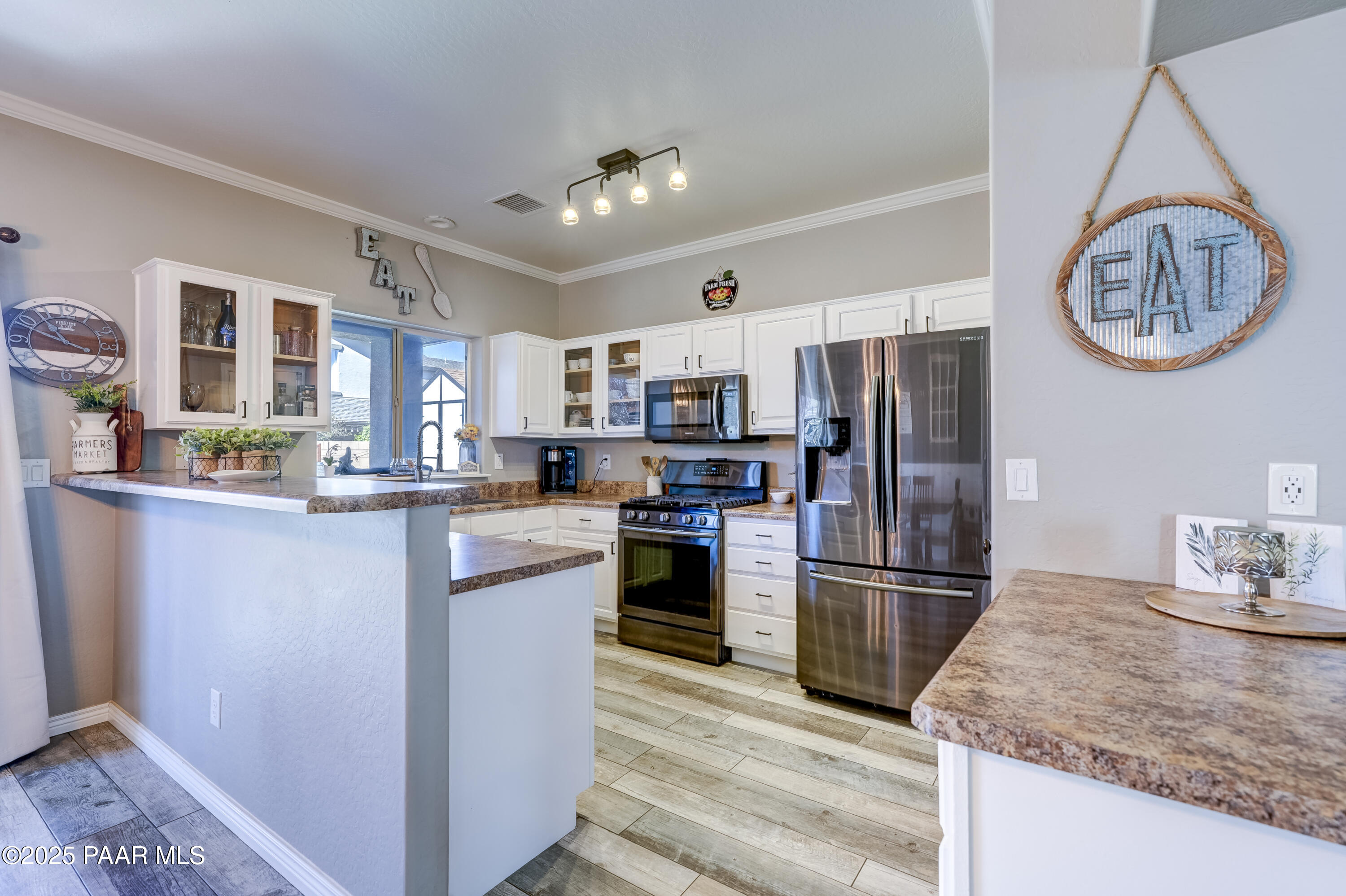 Prescott Valley, Arizona 86327, United States, 3 Bedrooms Bedrooms, ,2 BathroomsBathrooms,Residential,Active,229001