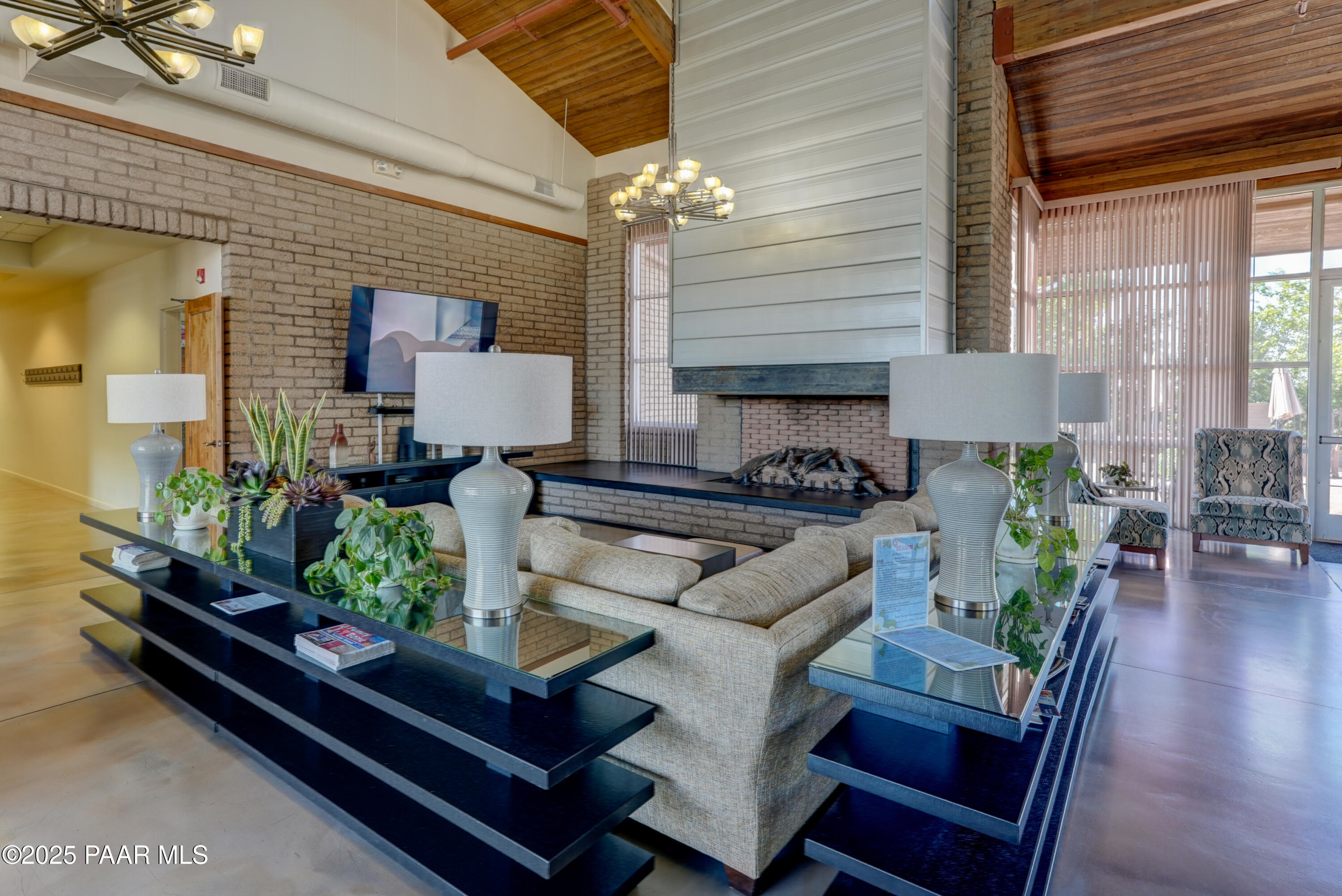 Prescott Valley, Arizona 86327, United States, 3 Bedrooms Bedrooms, ,2 BathroomsBathrooms,Residential,Active,229001