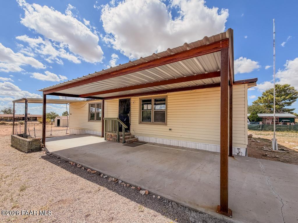 Photo of 22655 W Henderson Street, Congress, AZ 85332 (MLS # 1085281)