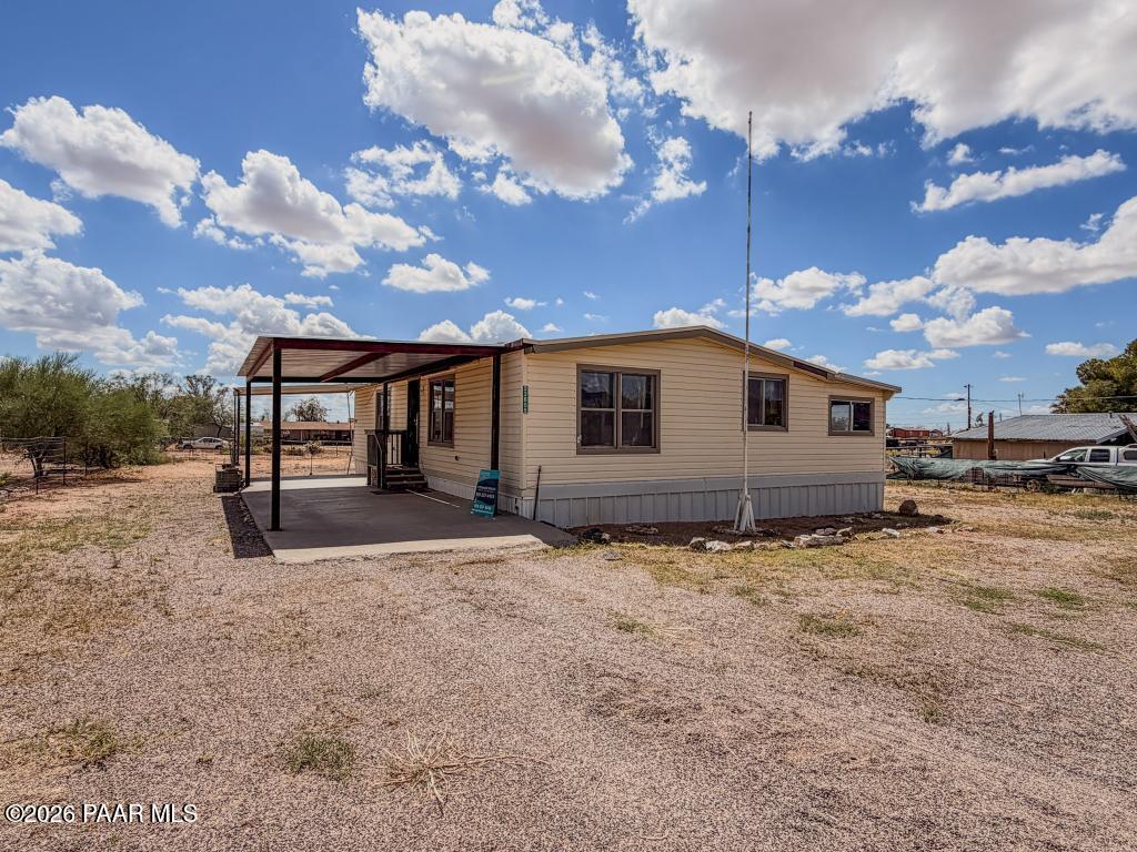 Photo of 22655 W Henderson Street, Congress, AZ 85332 (MLS # 1085281)