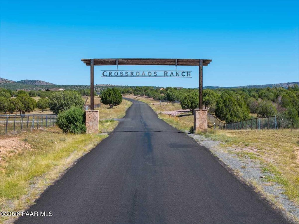 Photo of 18800 N Butte Pass Road, Prescott, AZ 86305 (MLS # 1085832)