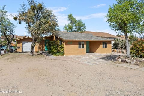 Photo of 628 Campbell Street, Prescott, AZ 86301 (MLS # 1080759)