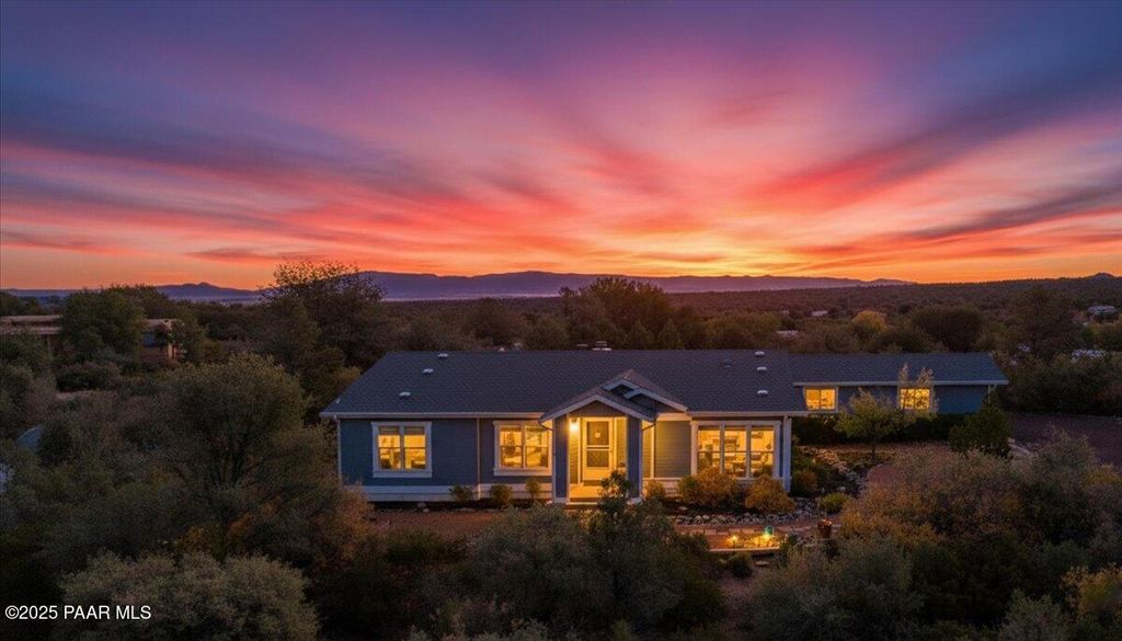 Photo of 7635 N Wildoaks Drive, Prescott, AZ 86305 (MLS # 1077791)