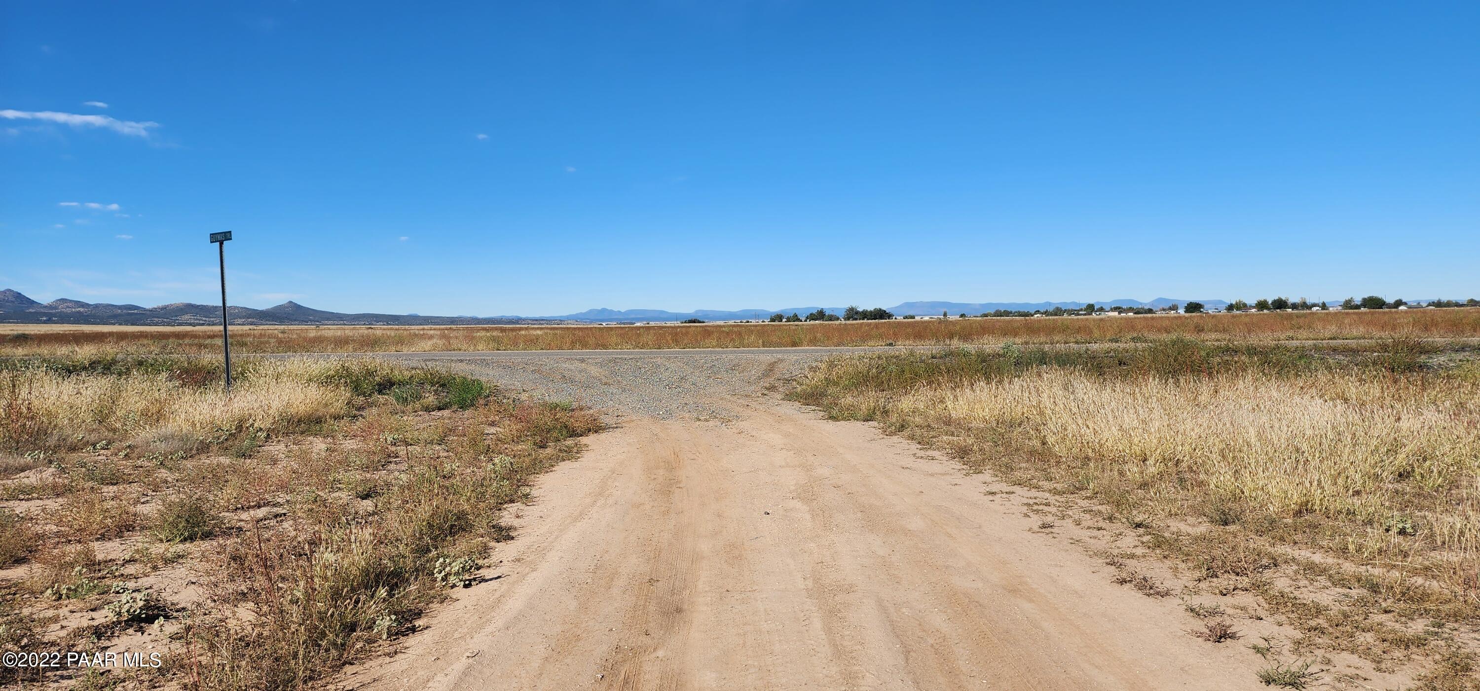 475 W Guymas Trail