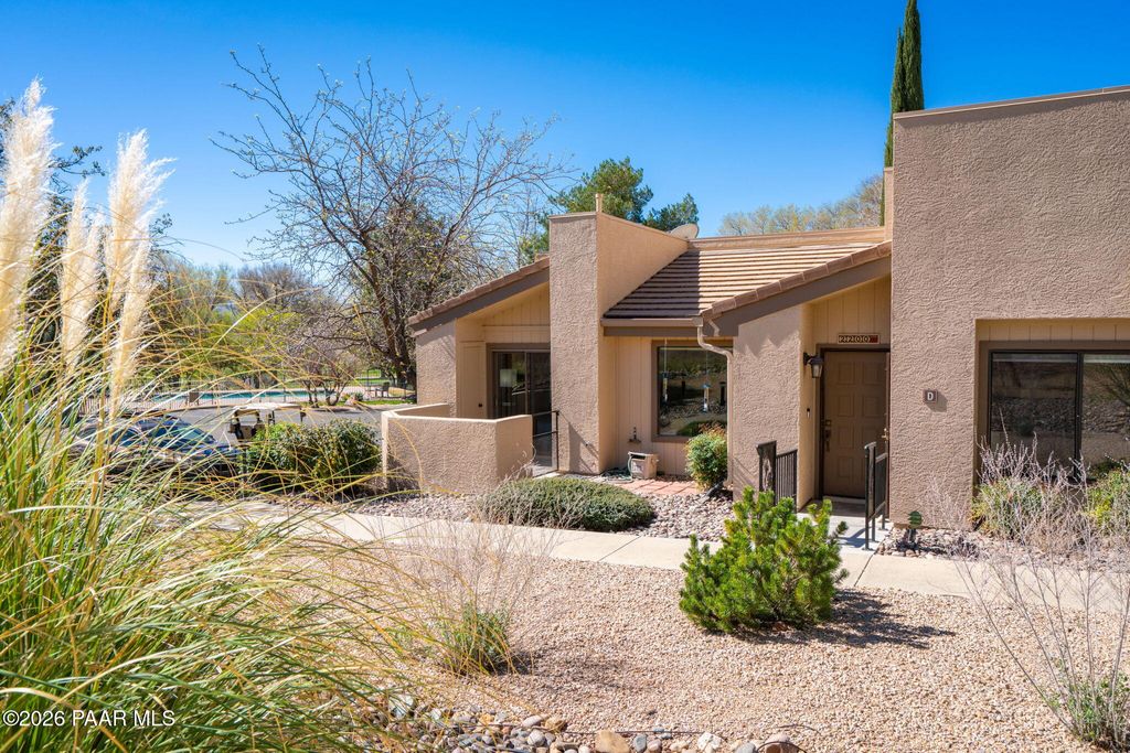Photo of 2200 Resort Way #D12, Prescott, AZ 86301 (MLS # 1080930)