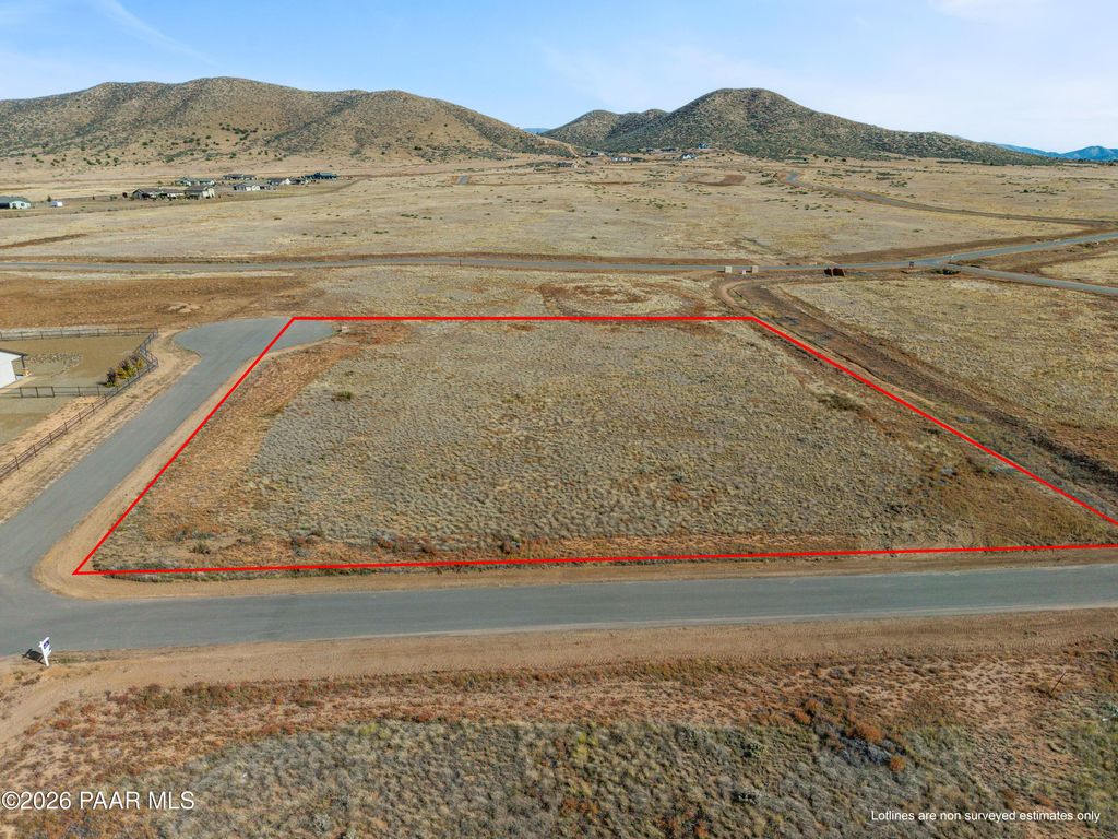 Photo of 10129 E Blossom Lane, Prescott Valley, AZ 86315 (MLS # 1079696)