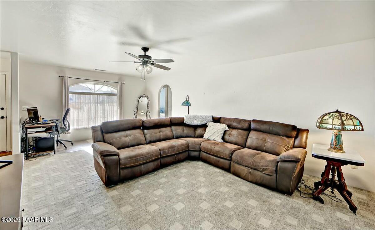 7116 E Dodge Circle