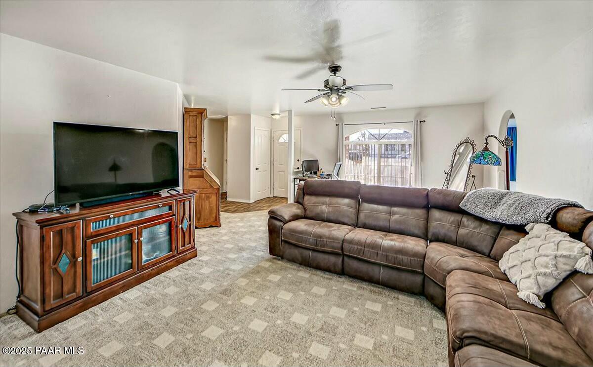 7116 E Dodge Circle