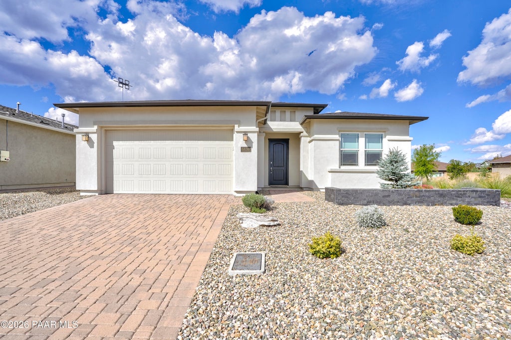 Photo of 6836 Golden Tree Drive, Prescott, AZ 86305 (MLS # 1085905)