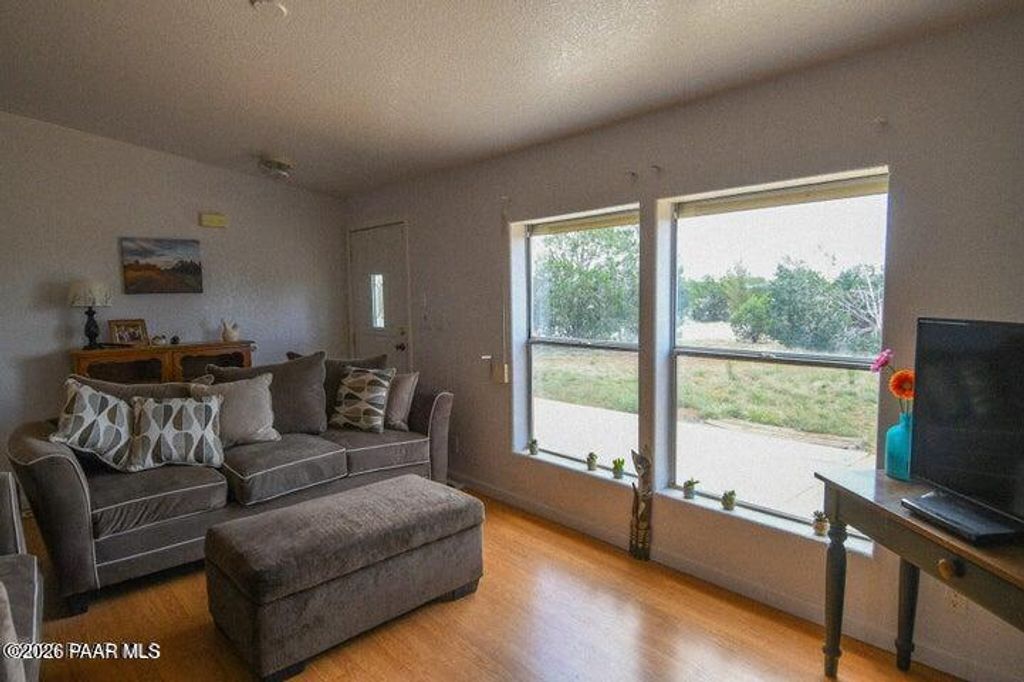 Photo of 42449 N Spooky Owl Trail, Seligman, AZ 86337 (MLS # 1080506)