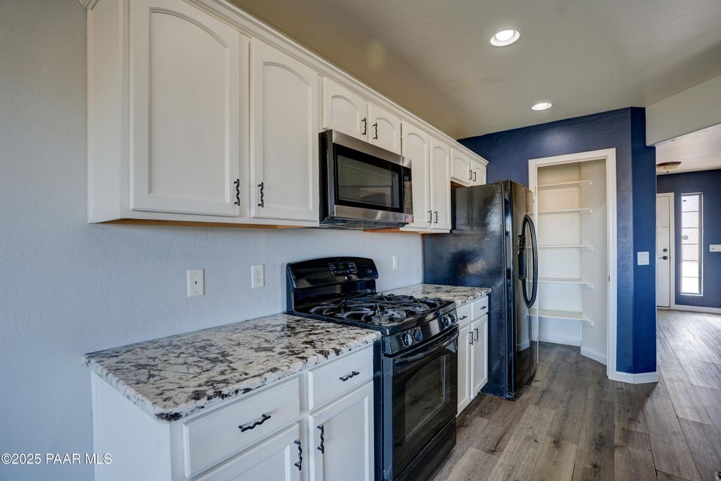 Photo of 200 N Outback Road, Dewey-Humboldt, AZ 86327 (MLS # 1078268)